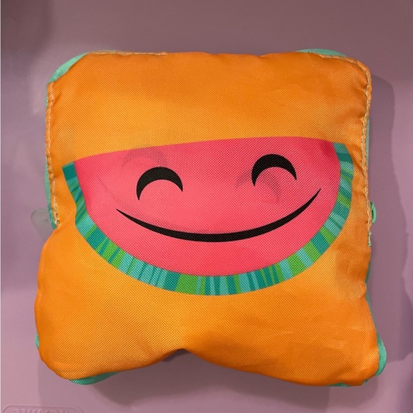 New Mesh Fold Up Beach Bag/Backpack - Picture 2 of 8